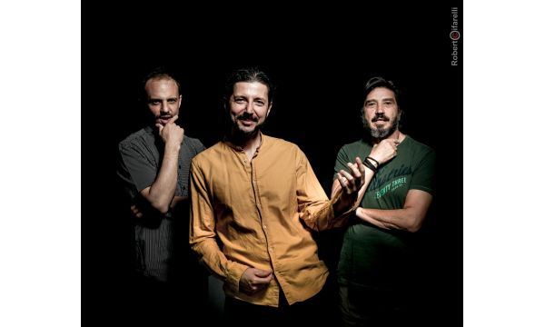 Max Ferri Trio